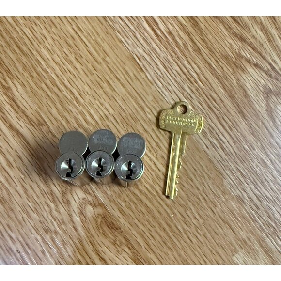 Core Cylinder Fits Stanle lot of 3 cones locknew